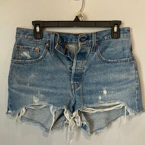 Levi’s 501 100% cotton Button Fly Shorts Distressed Medium Wash Sz 27 #778